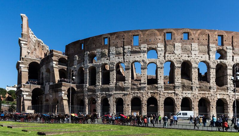 Atracoes turisticas em roma - coliseu romano - roman colosseum