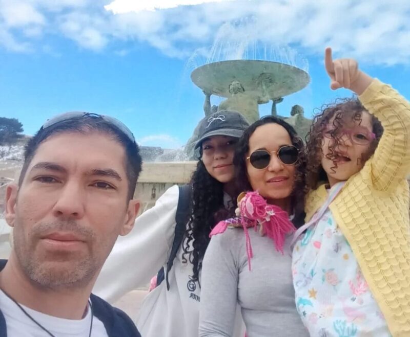 Family in Valletta - Malta